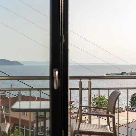 Elena's Luxury Sea View House 3 *